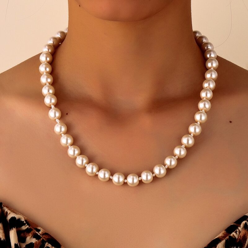

Faux Pearl Necklace, White