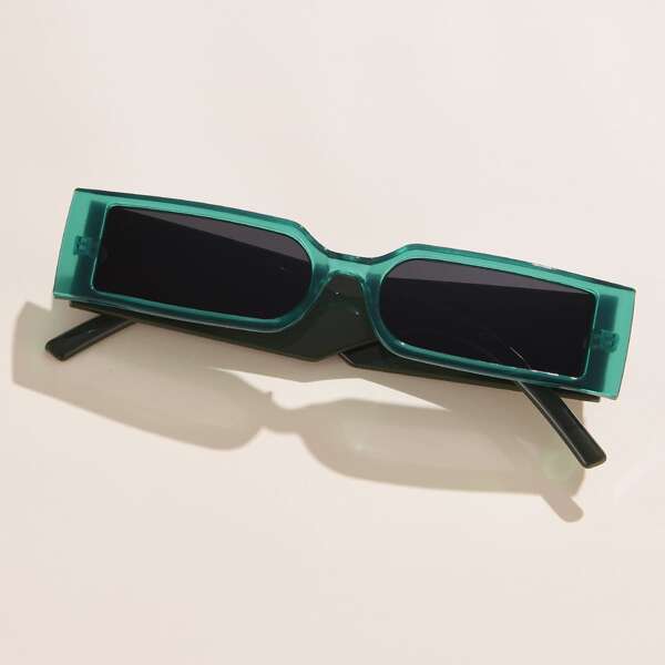 

Plastic Frame Sunglasses