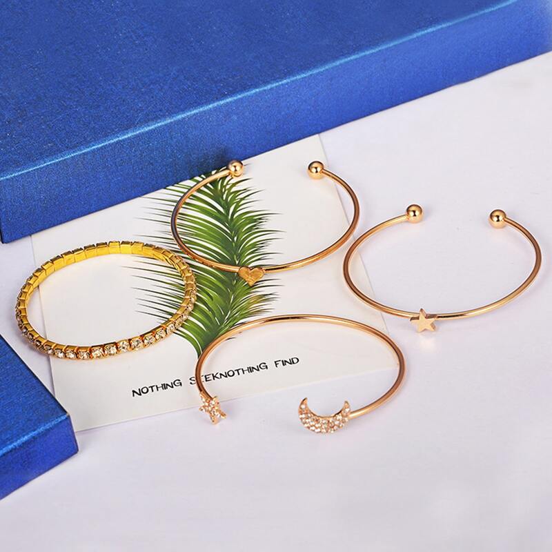

4pcs Star & Moon Decor Bracelet, Gold