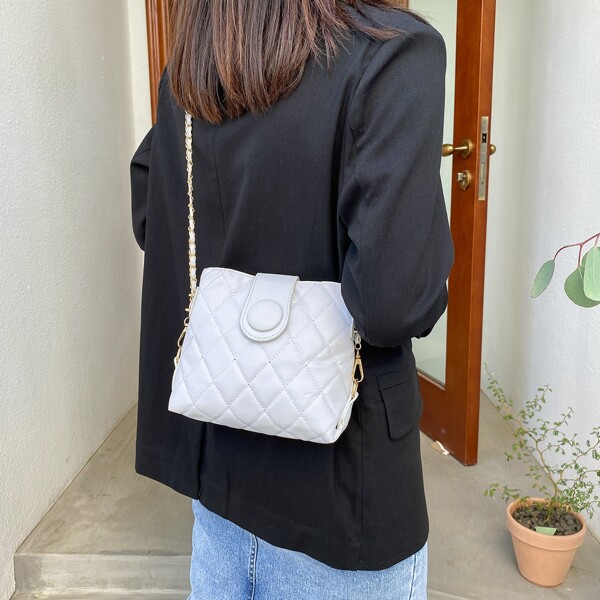 

Minimalist Quilted Chain Crossbody Bag, Beige