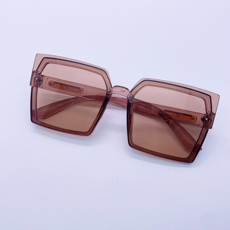 

Square Tinted Lens Sunglasses