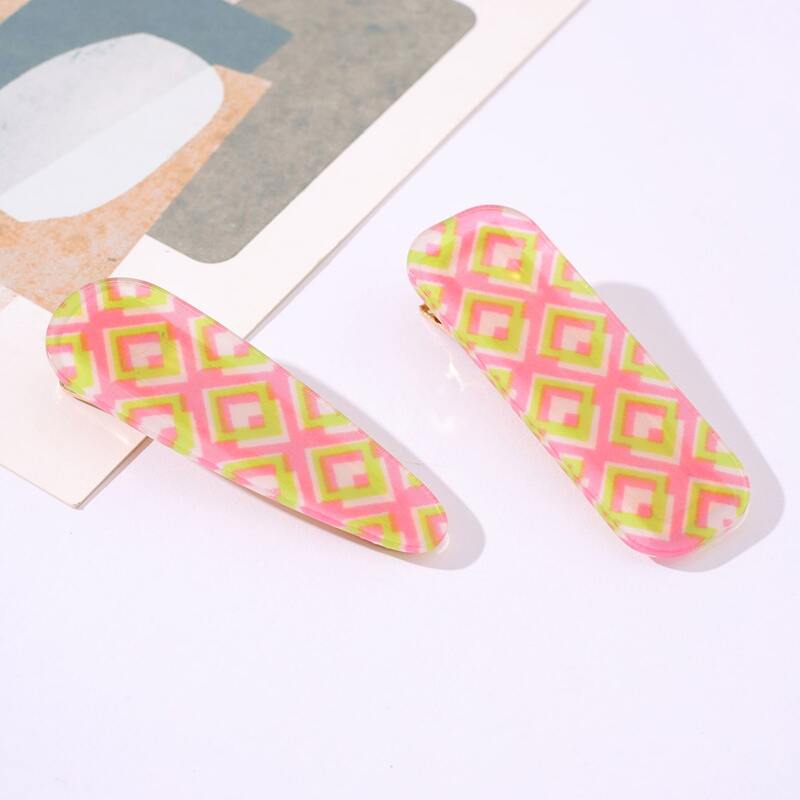 

2pcs Geometric Pattern Hair Clip, Multicolor
