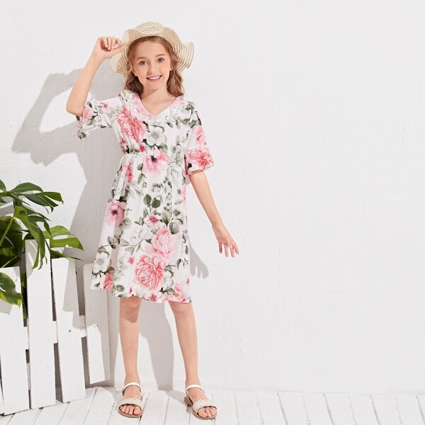 

Girls Embroidery Mesh Detail Flounce Sleeve Floral Dress, Multicolor