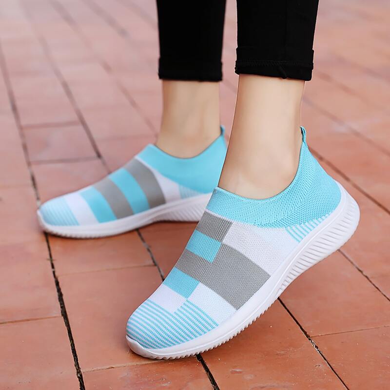 

Color Block Running Shoes, Baby blue