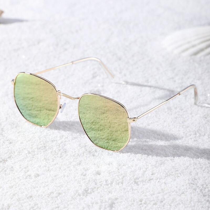 

Metal Frame Sunglasses