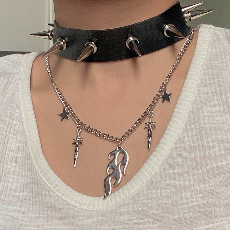 

2pcs Flame & Spiked Necklace, Silver