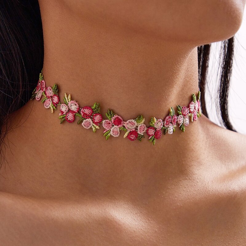 

Flower Embroidery Choker, Multicolor