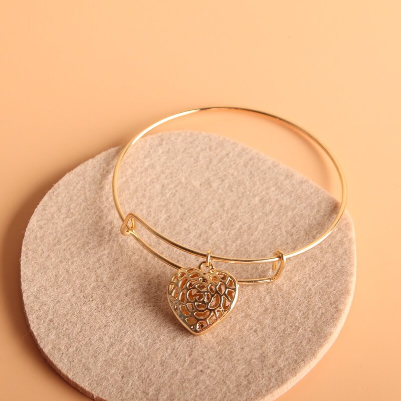 

Heart Charm Bangle, Gold