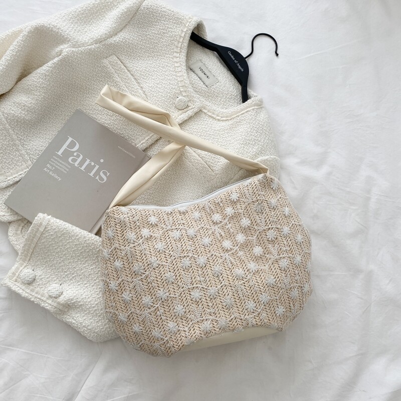 

Floral Decor Straw Bag, Beige