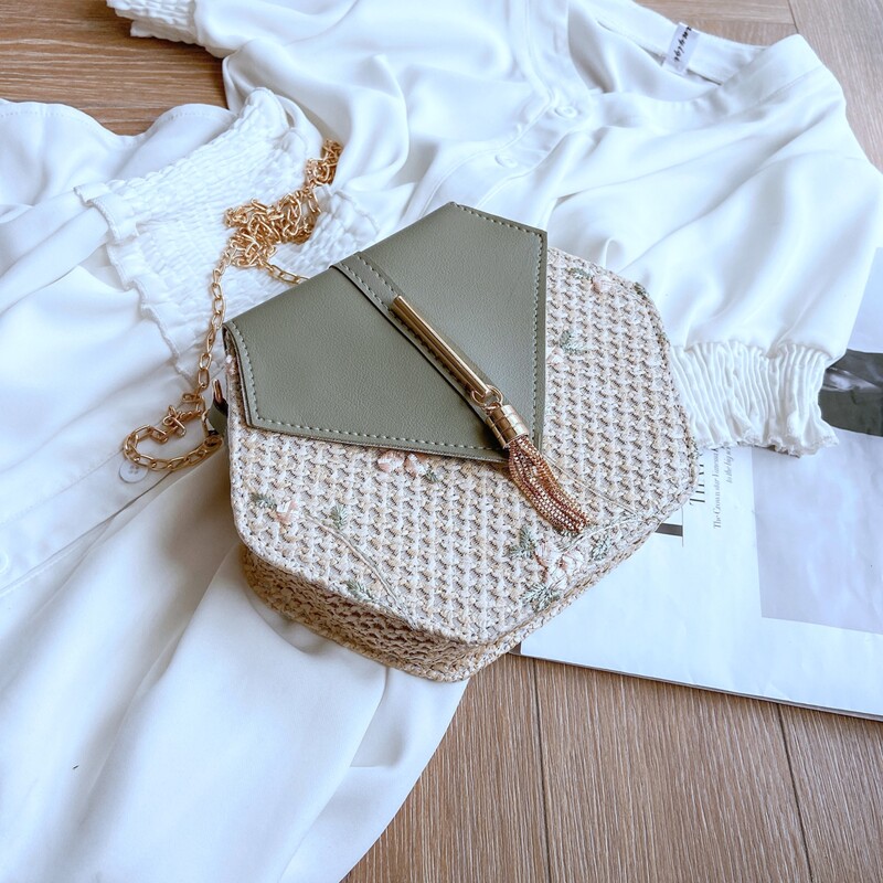 

Metal Tassel Charm Floral Straw Bag, Green