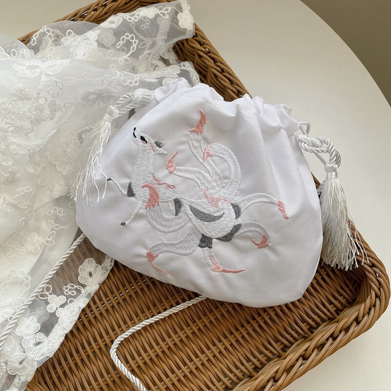 

Animal Embroidered Bucket Bag, White