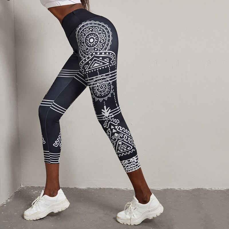 

Striped Capri Sports Leggings, Black