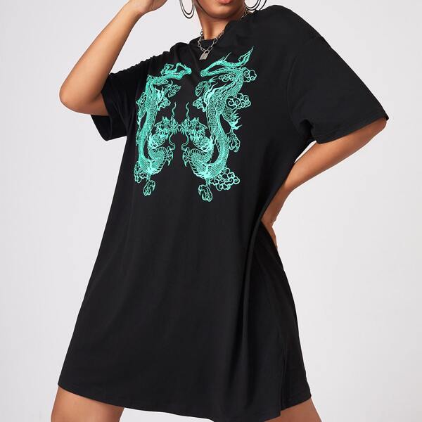 

Plus Chinese Dragon Print Tee Dress, Black