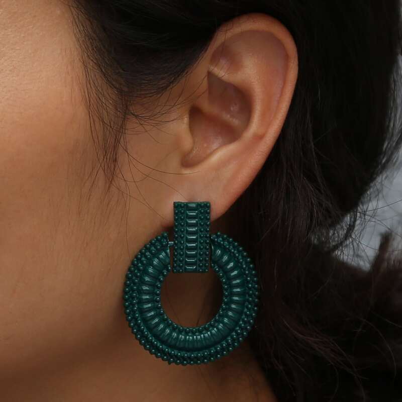

Hollow Out Drop Earrings, Dark green
