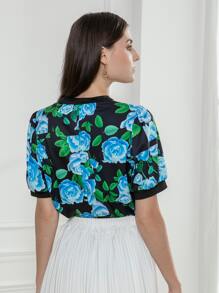 Mulvari Floral Cut Out Sweetheart Neck Blouse - Multicolor - View 2