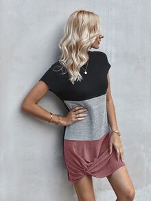 Colorblock Twist Hem Tee Dress - Multicolor - View 3