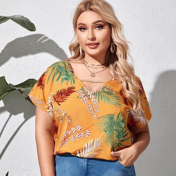 

Plus Batwing Sleeve Plants Blouse, Ginger