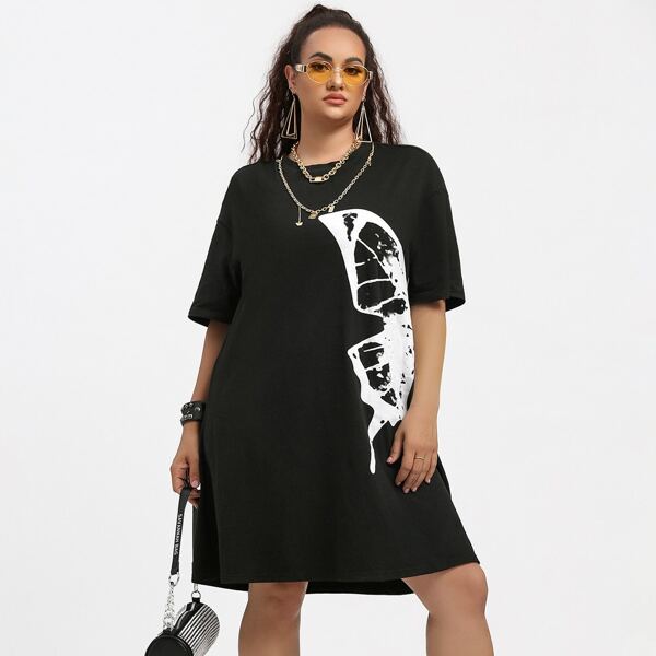 

Plus Butterfly Print Drop Shoulder Tee Dress, Black