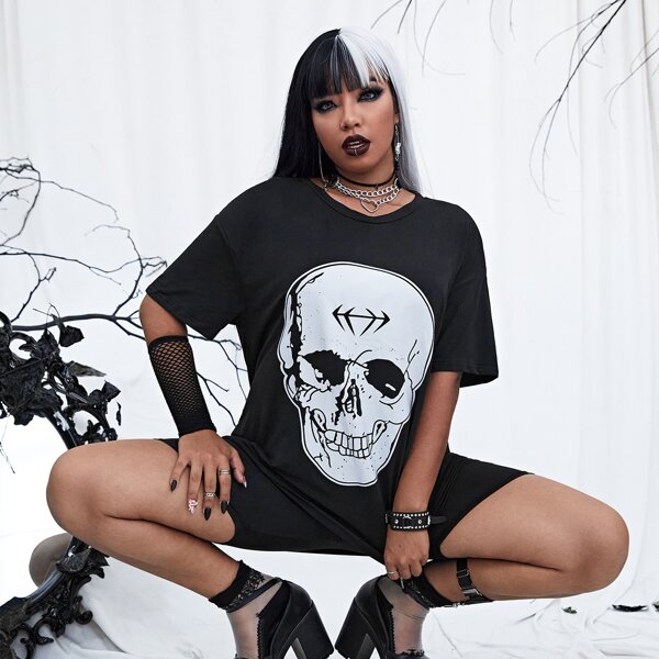 

Plus Drop Shoulder Skull Print Tee & Biker Shorts, Black