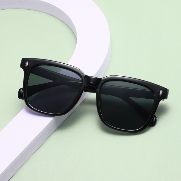 

Square Frame Sunglasses