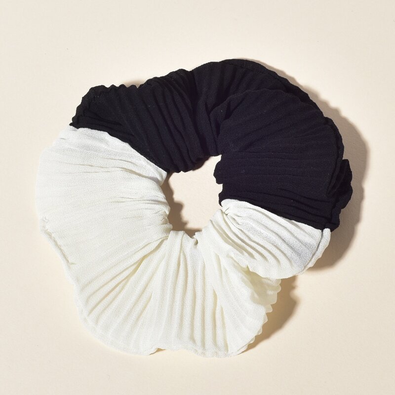 

1pc Color Block Hair Tie, Black and white