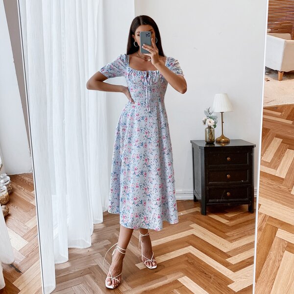 

Ditsy Floral Square Neck Puff Sleeve Milkmaid Dress, Baby blue
