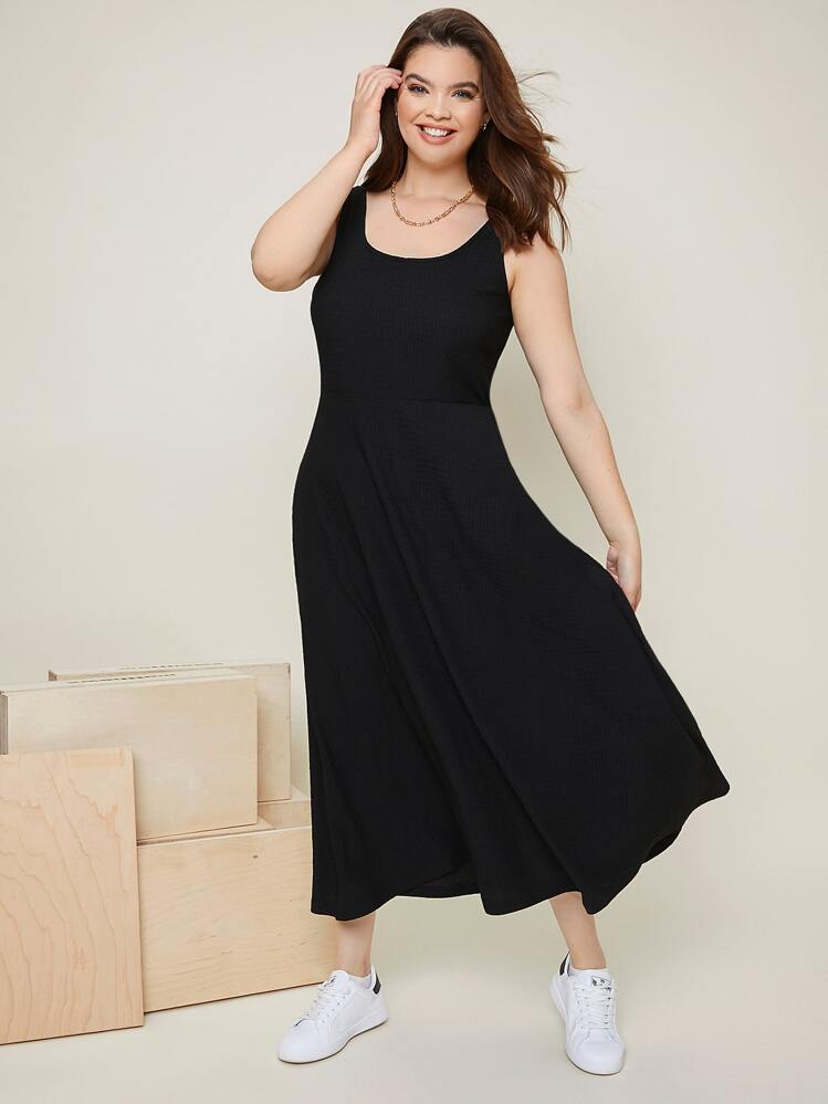 SHEIN EZwear Plus Scoop Neck Solid Tank Dress - Black - View 5
