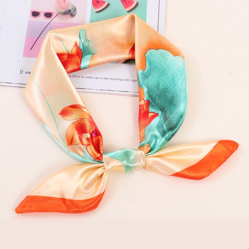 

Flower Pattern Scarf, Multicolor