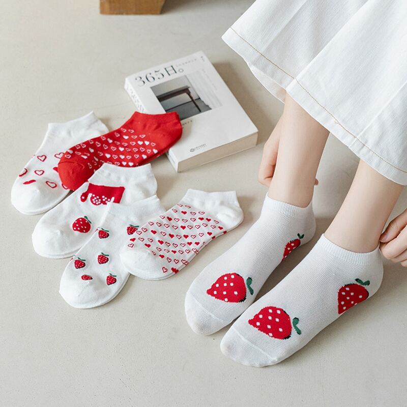 

6pairs Strawberry & Heart Graphic Ankle Socks, Multicolor