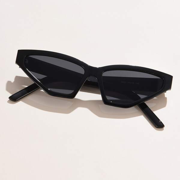 

Irregular Frame Sunglasses