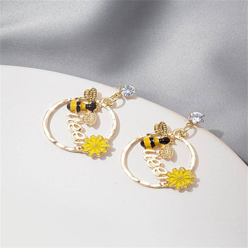 

1pair Flower & Bee Drop Earrings, Yellow