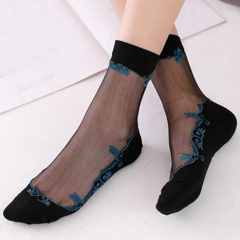 

1pair Flower Embroidery Crew Socks, Black