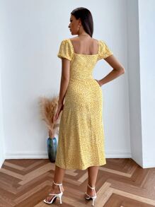 Allover Print Square Neck Ruched Bust Milkmaid Dress - Yellow - View 2