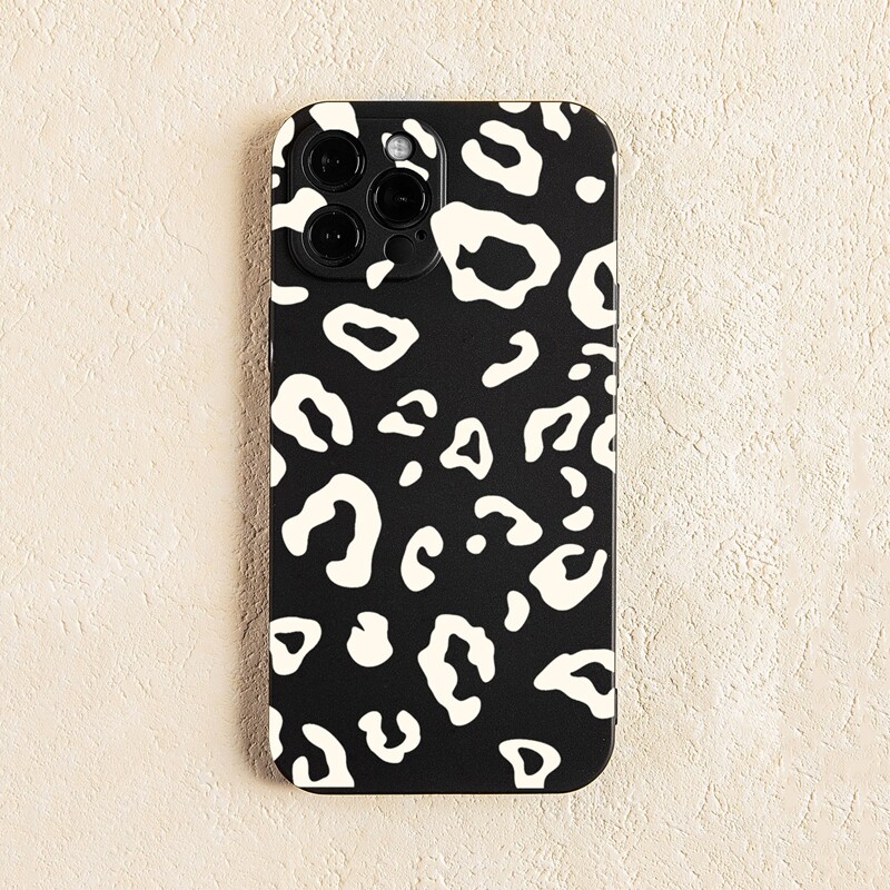 

Leopard Pattern Phone Case, Multicolor