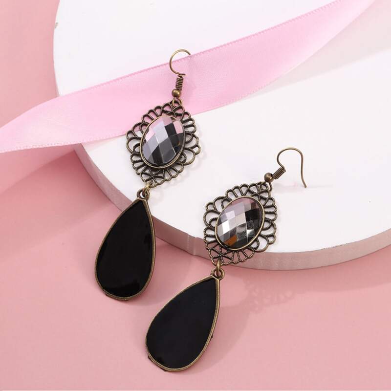 

Water Drop Earrings, Black