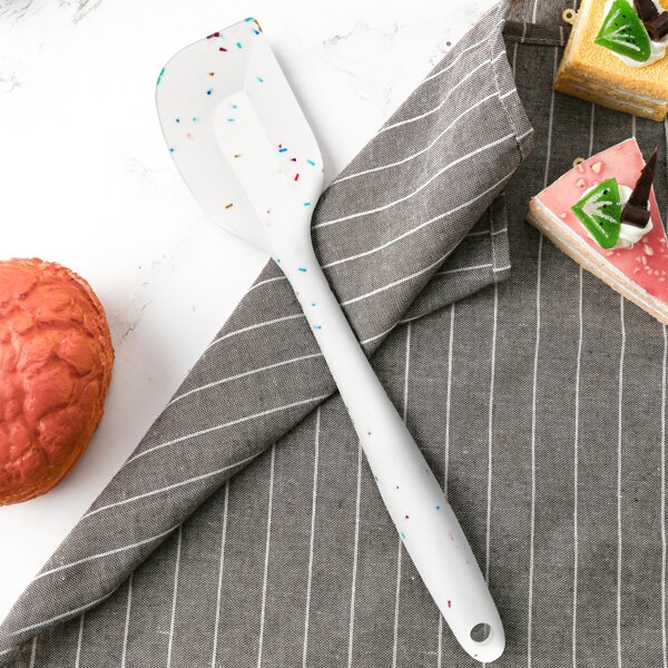 

1pc Baking Cream Spatula, Beige