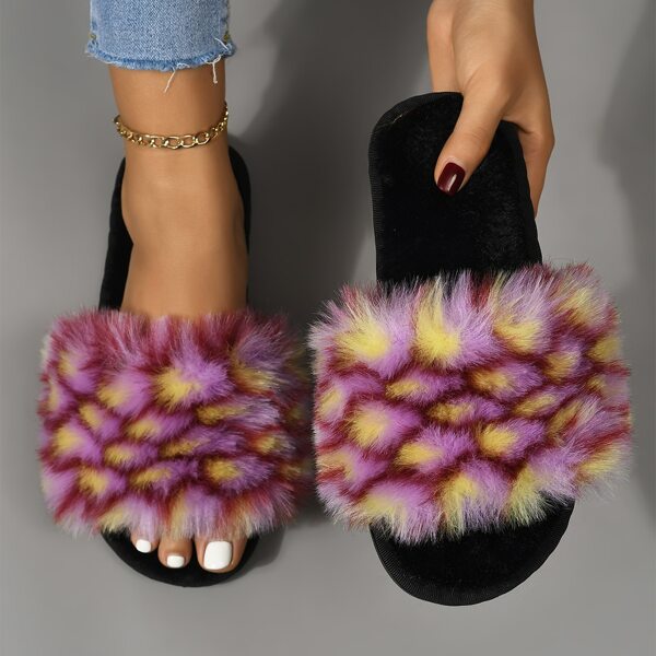 

Color Block Fluffy Slippers, Multicolor