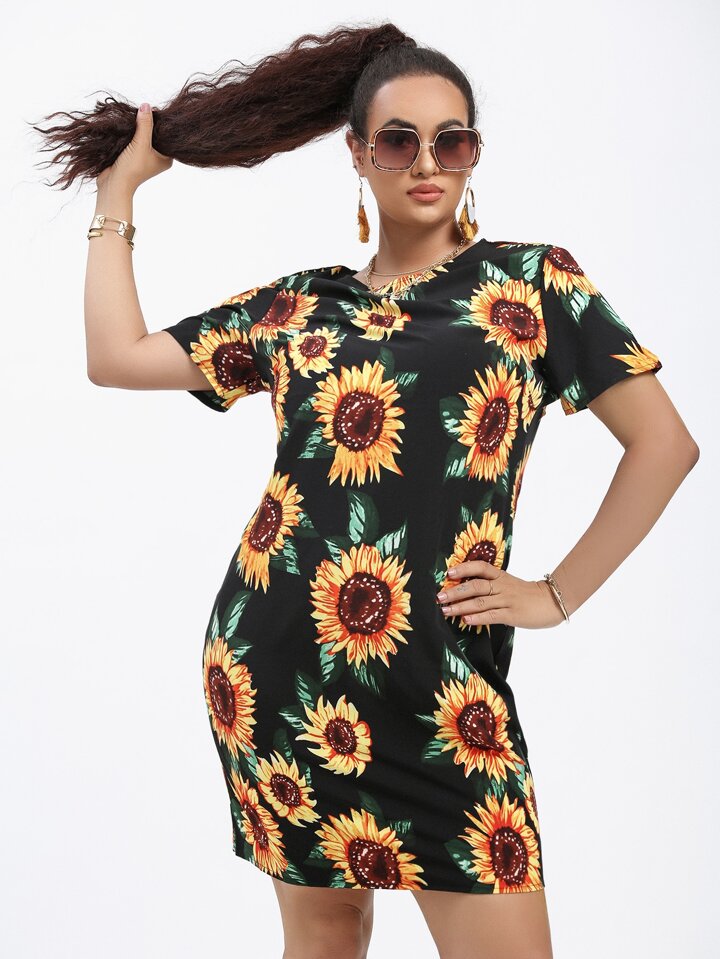 Our Plus Allover Sunflower Fitted Dress is such a vibe - ROMWE