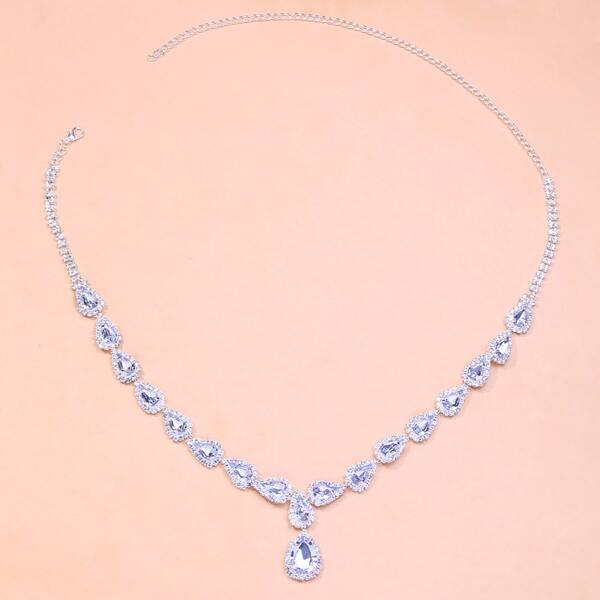 

Rhinestone Decor Necklace, Silver