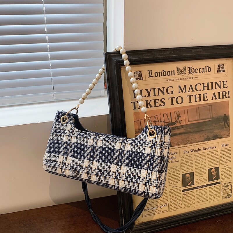 

Faux Pearl Decor Shoulder Bag, Navy blue