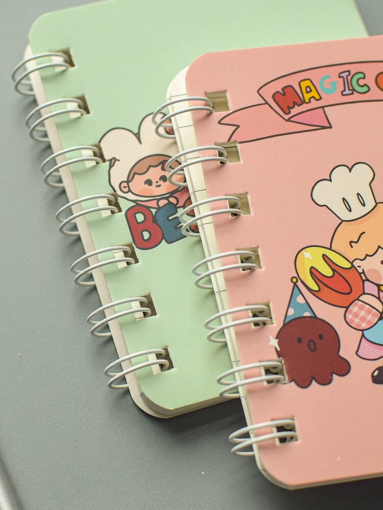1pc Cartoon Graphic Cover Random Spiral Notebook - Multicolor - View 4