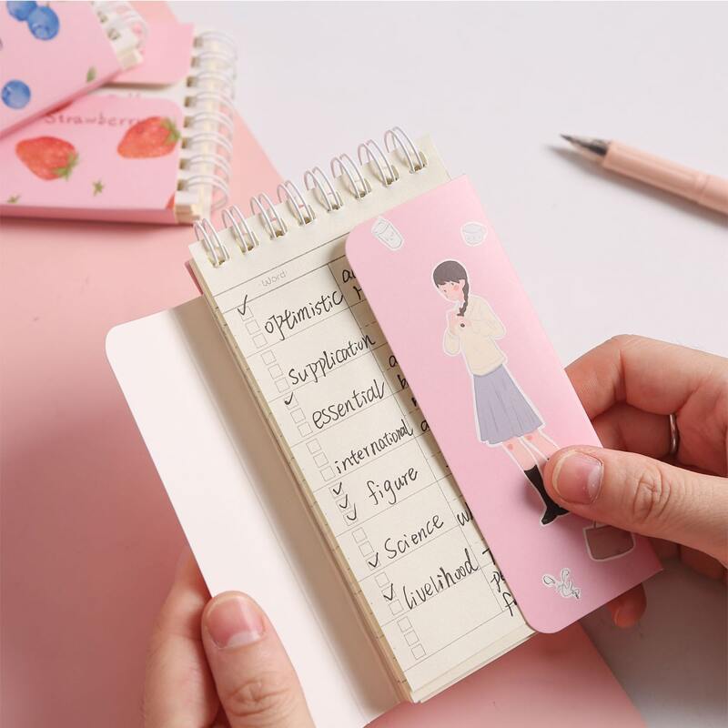 

1pc Cartoon Graphic Cover Random Vocabulary Wordbook, Multicolor