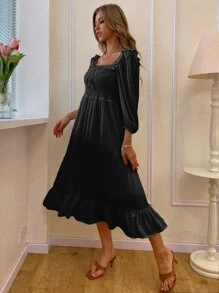 Square Neck Shirred Bodice Milkmaid Dress - Black - View 4