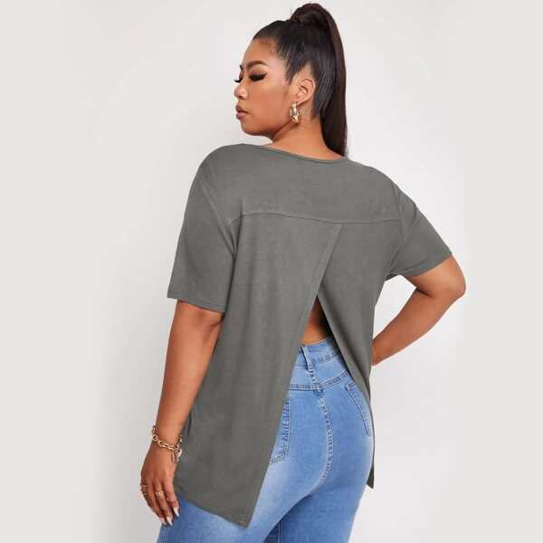 

Plus Back Split Solid Tee, Grey