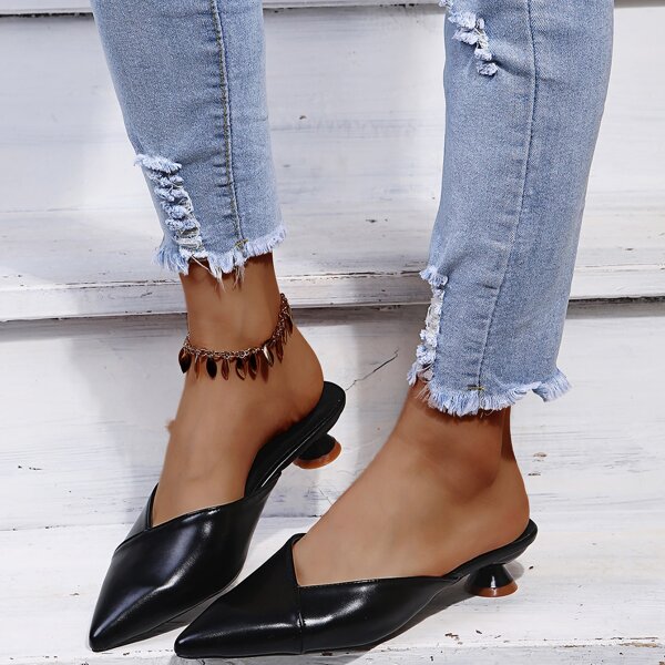 

Minimalist Flat Mules, Black