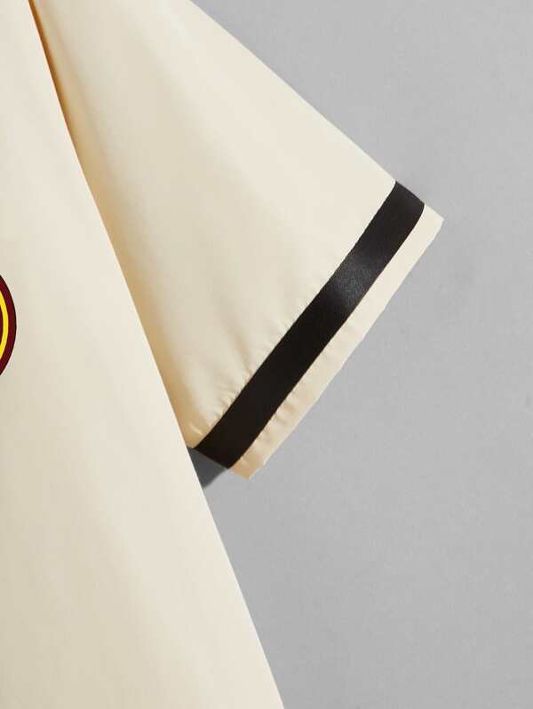 قمصان رجال قبة متباينة بازرارأمامية رسم رسالة طلاب  ROMWE