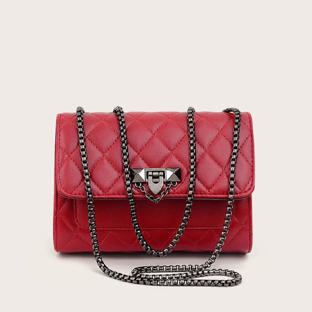 

Quilted Flap Chain Bag, Red