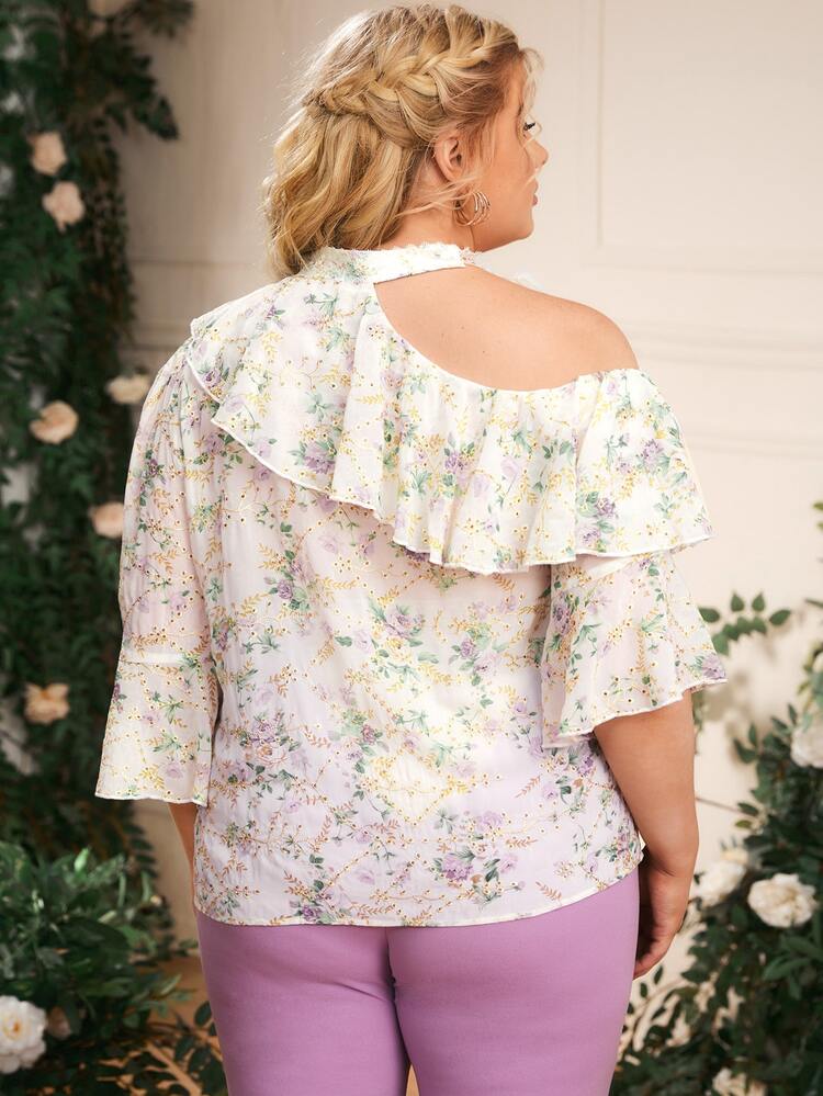 SHEIN 大碼不對稱肩荷葉邊細節滿版印花網眼刺繡上衣 - 彩色 - 查看 2