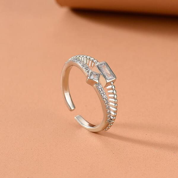 

Zircon Decor Ring, Silver
