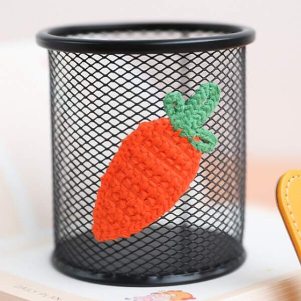

1pc Random Metal Pen Holder, Multicolor